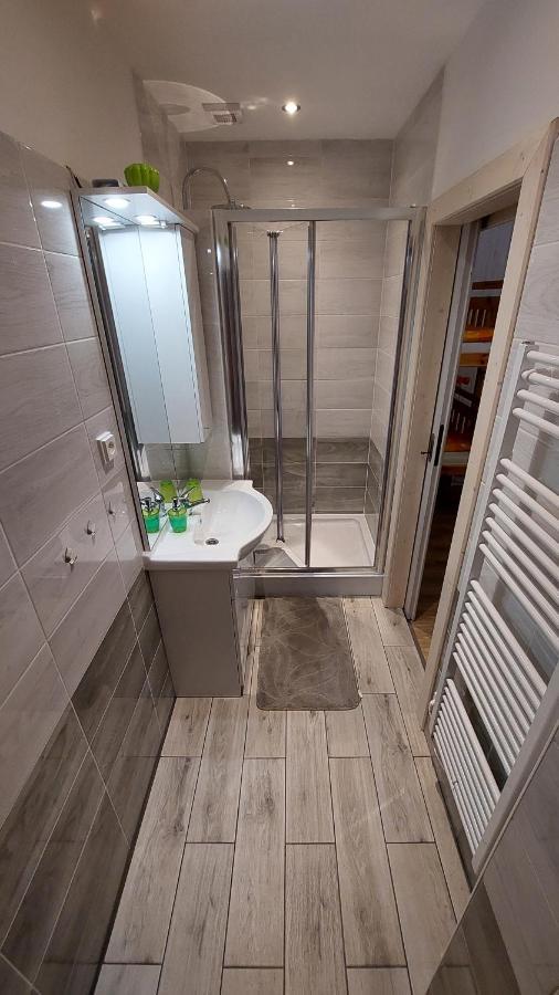 Ubytovani Pod Hradbami Nové Město nad Metují Kültér fotó